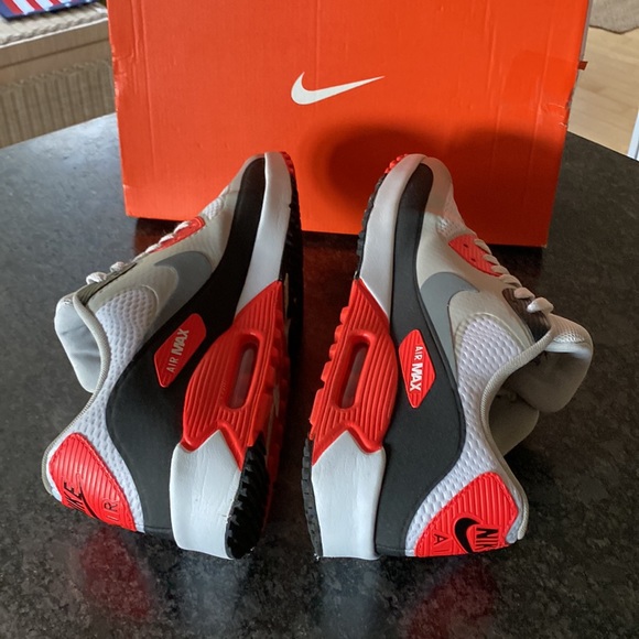 🦁 Nike Air Max 90 Sneakers - Picture 6 of 11